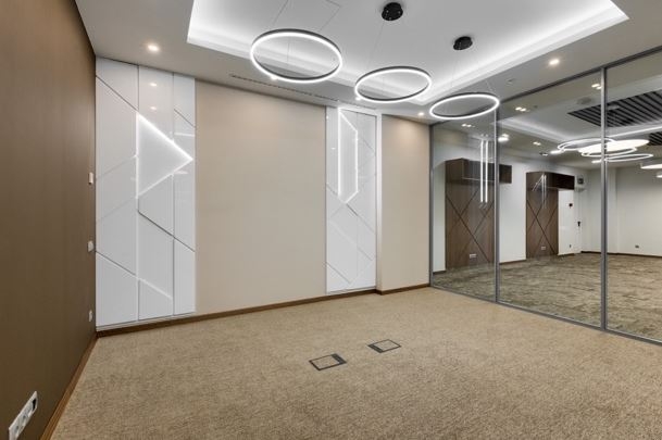 06 этаж - 208 м<sup>2</sup>